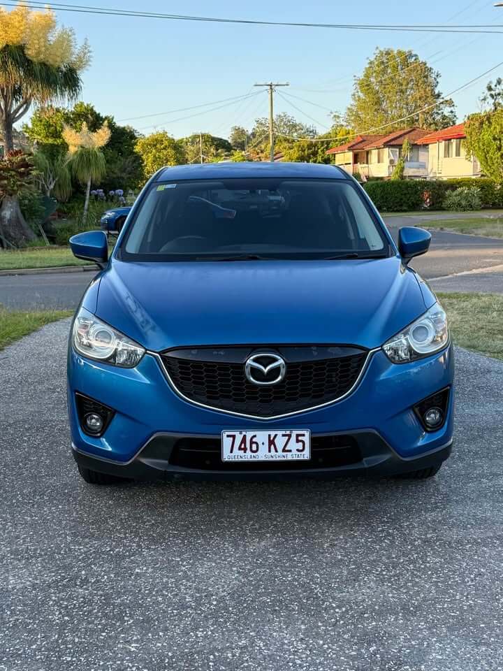 
								Mazda CX-5 full									